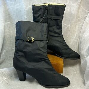 Handmade almost NEW faux fur lined heel ankle boots